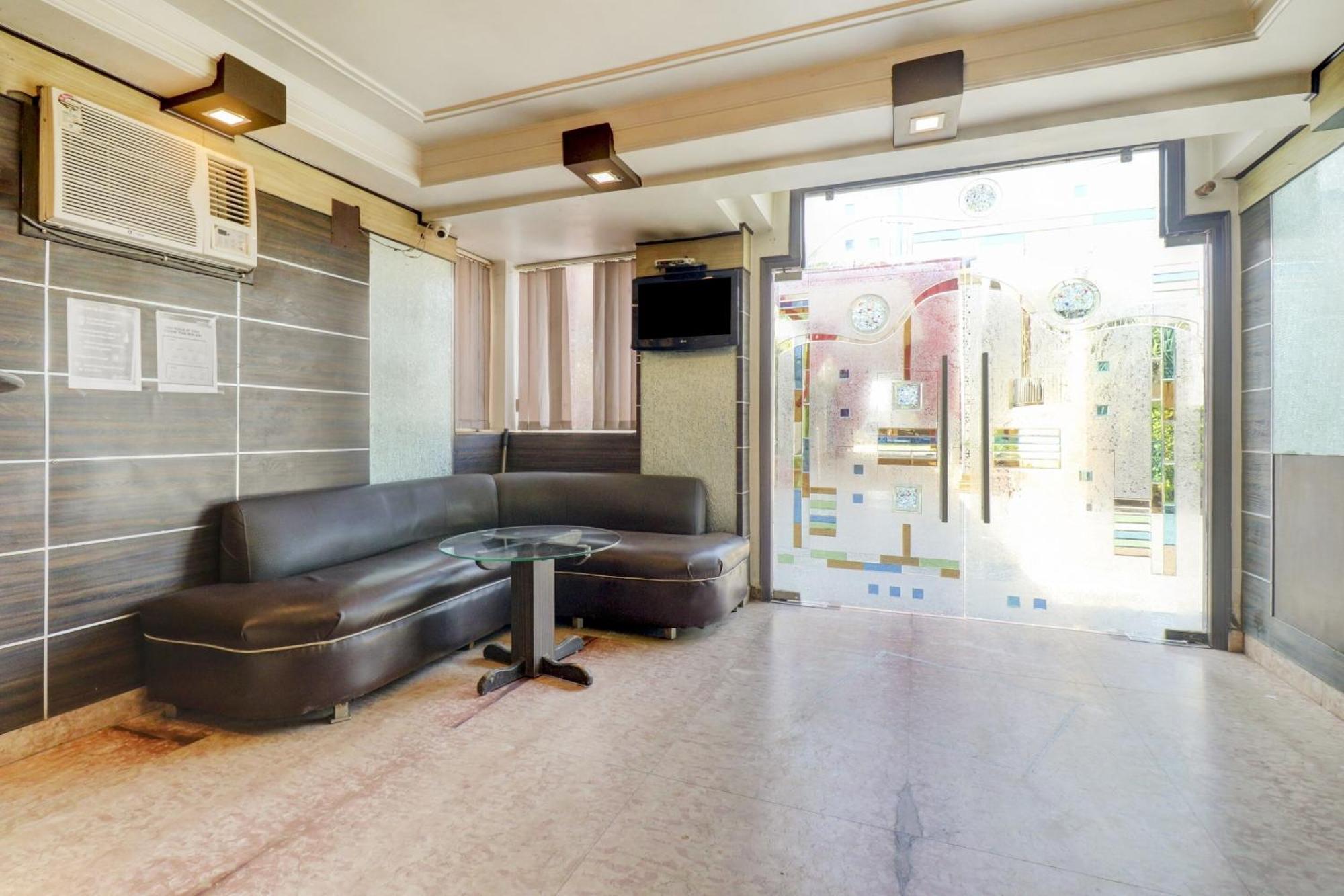 Hotel O Mukut Mahal Meerut Exterior photo